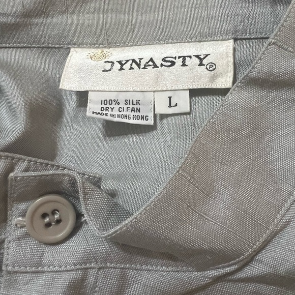 Gray Silk Dynasty Jacket with Classic Collar and Relaxed Fit - Picture 4 of 4